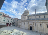 Sibenik-square-and-cathedrale